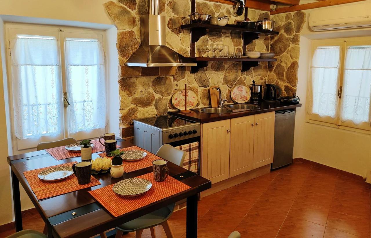 Chrysalenia House Corfu Town Apartment ภายนอก รูปภาพ